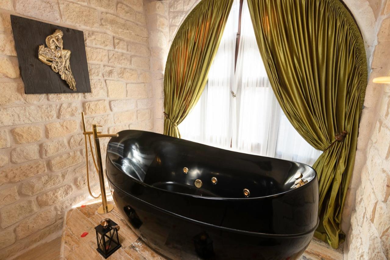 Elysion Cave Suites 어굽 외부 사진