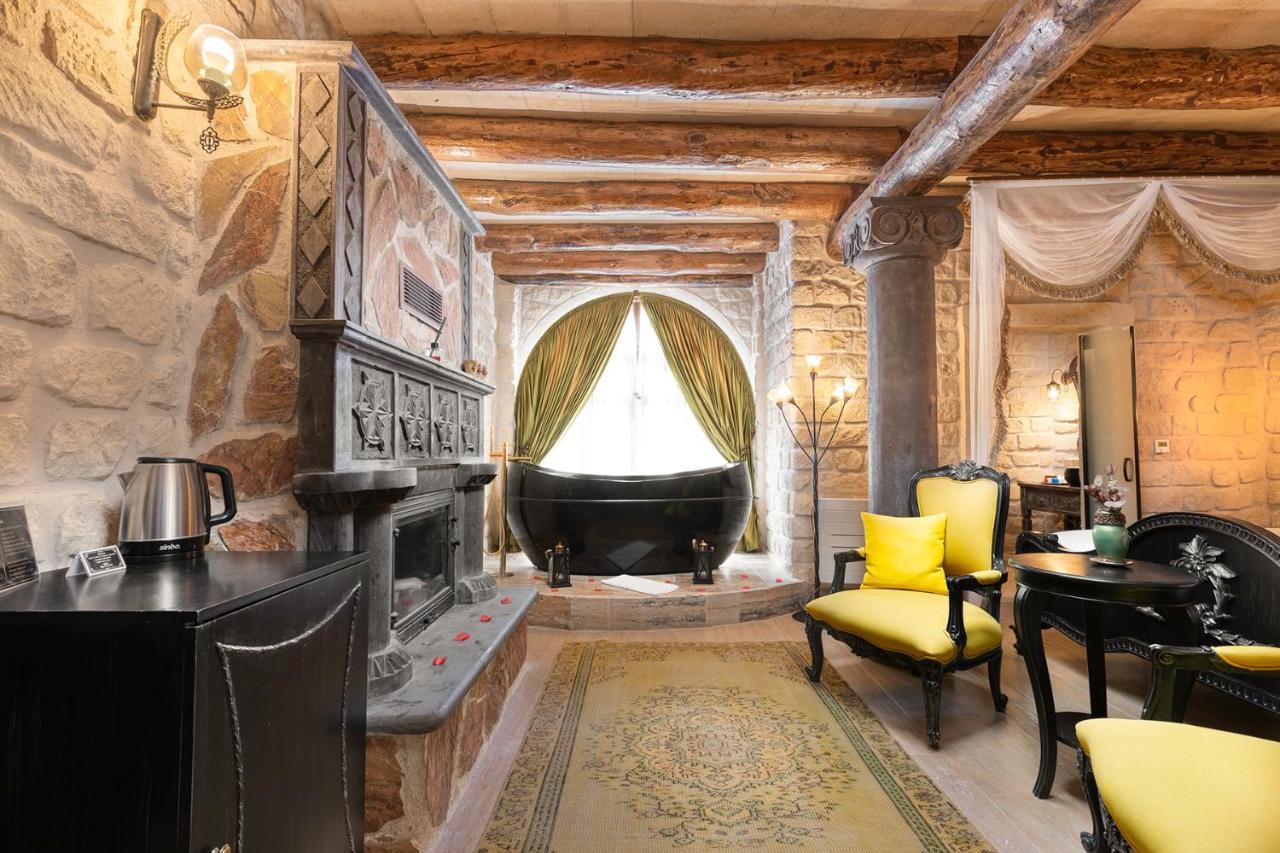 Elysion Cave Suites 어굽 외부 사진