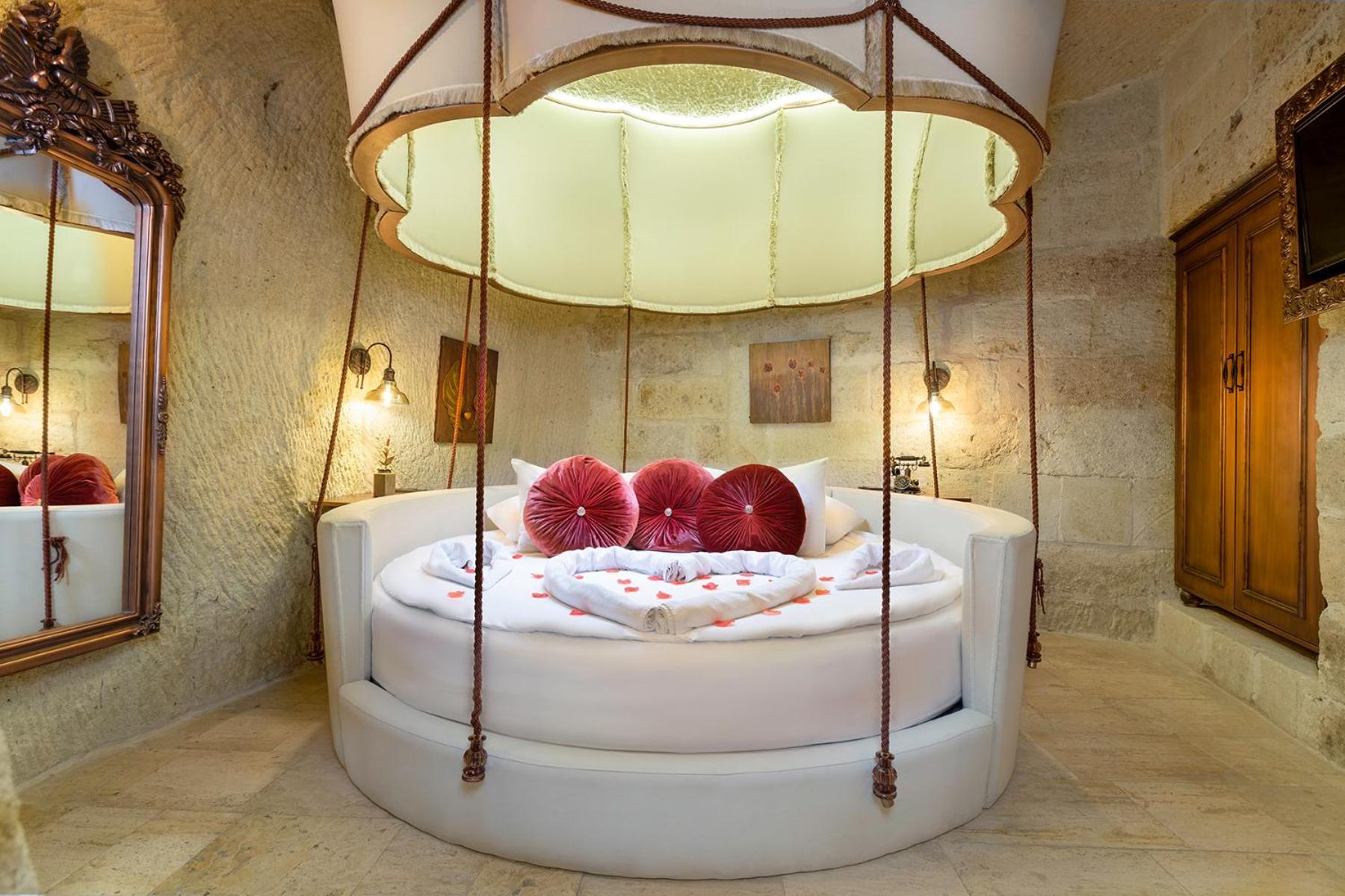 Elysion Cave Suites 어굽 외부 사진