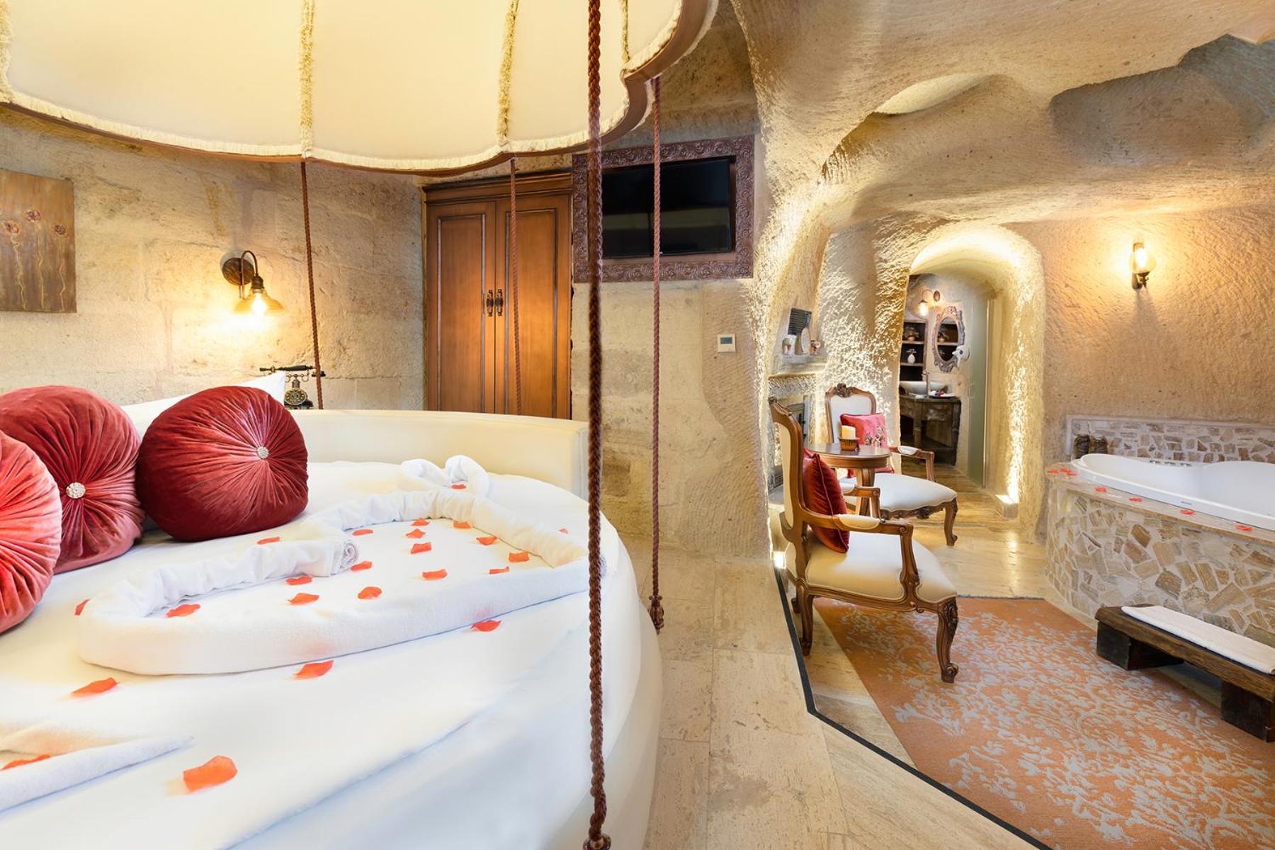 Elysion Cave Suites 어굽 외부 사진
